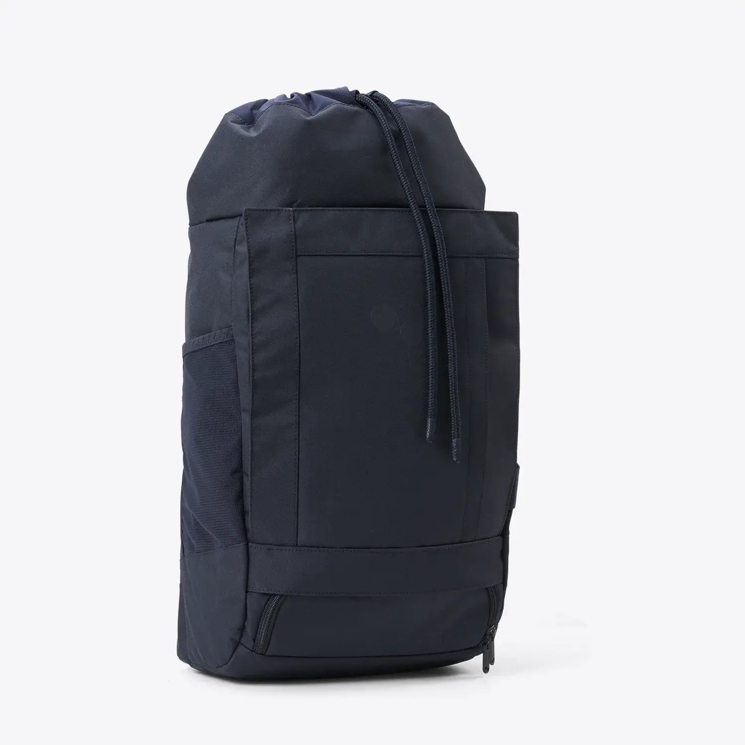Blok Medium Fjord Navy Backpack with drawstring and zipper closures for versatile access.