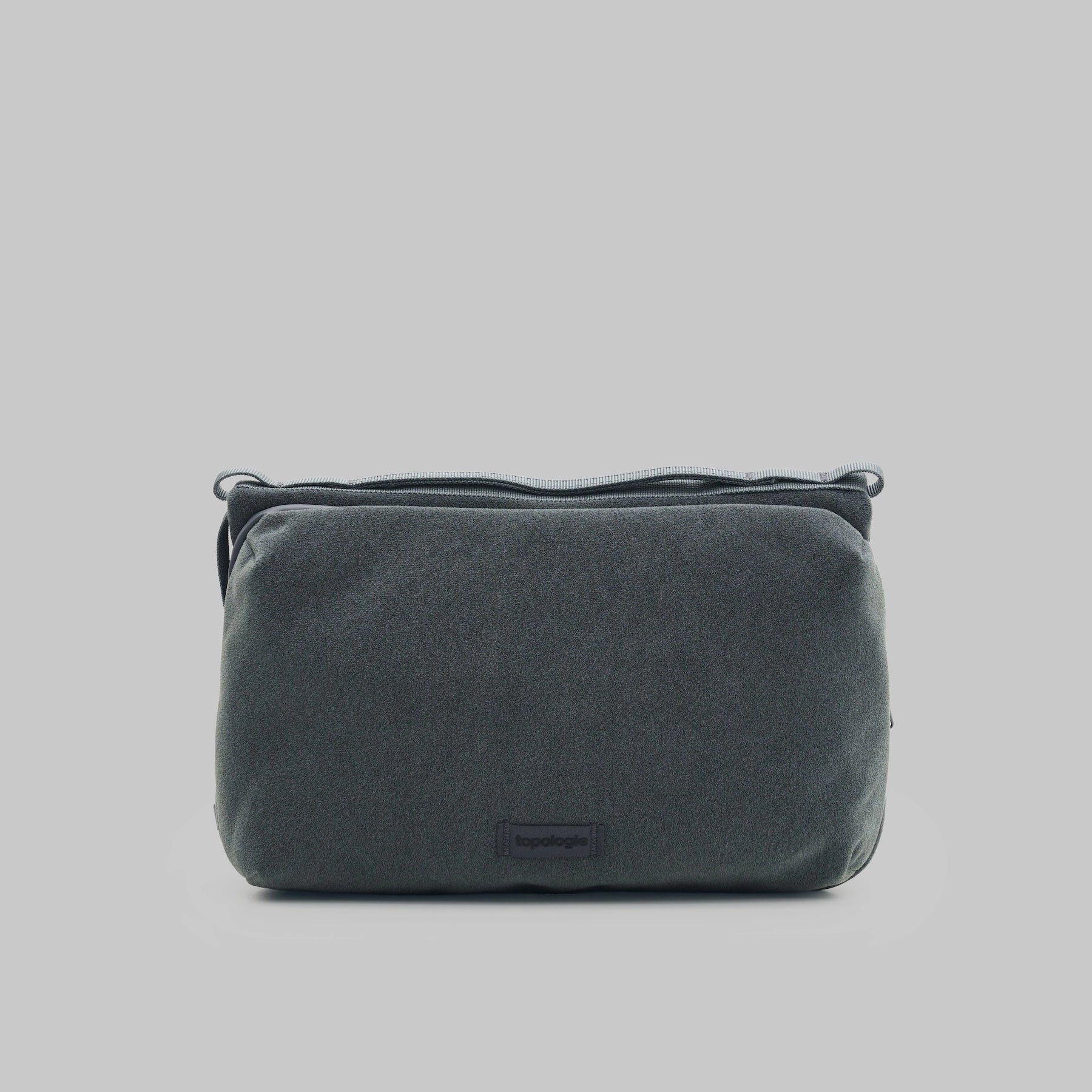 Bottle Sacoche Large Burnt Ash Papery Bag in dark gray with two main zipped compartments.