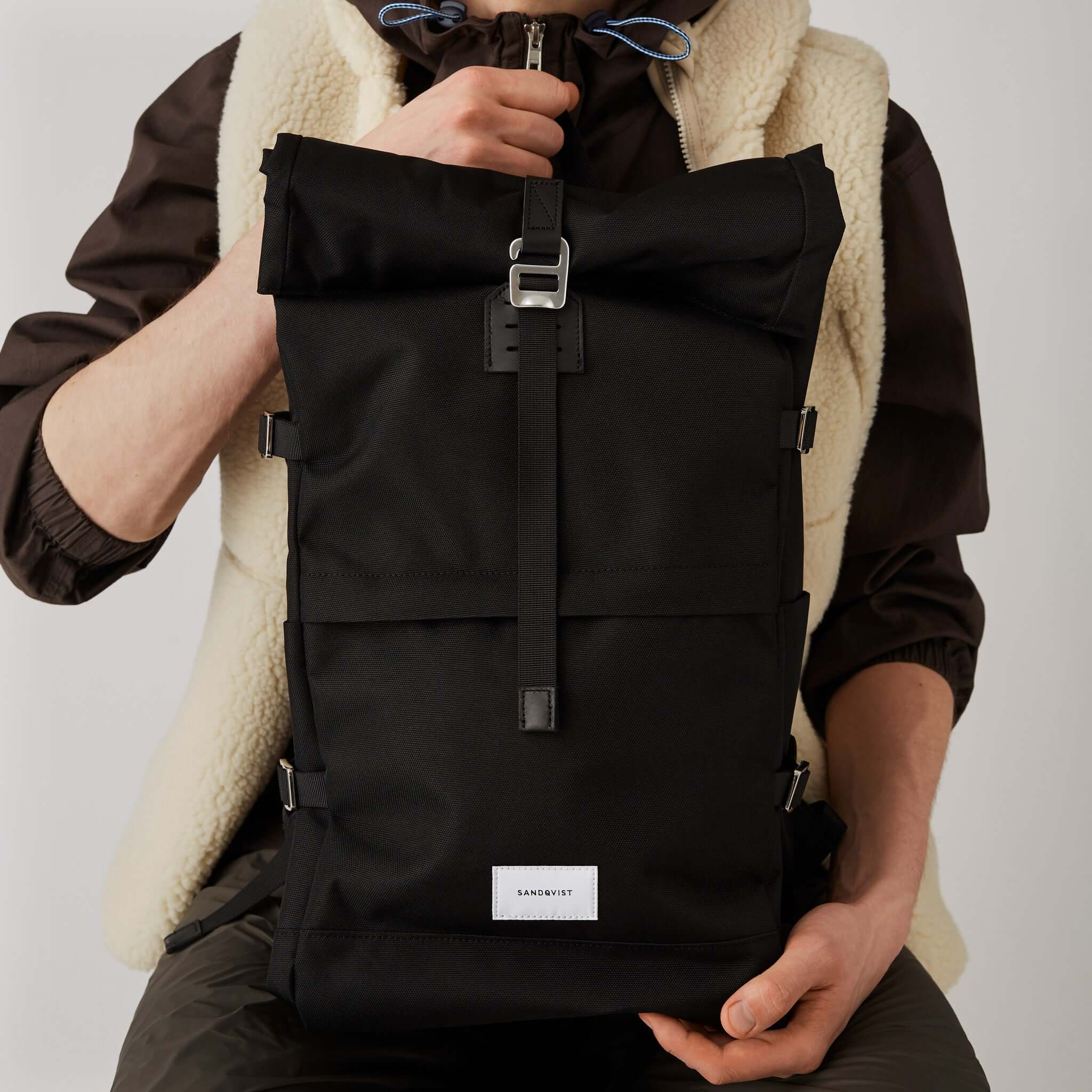 BERNT-Black-SQA-1039