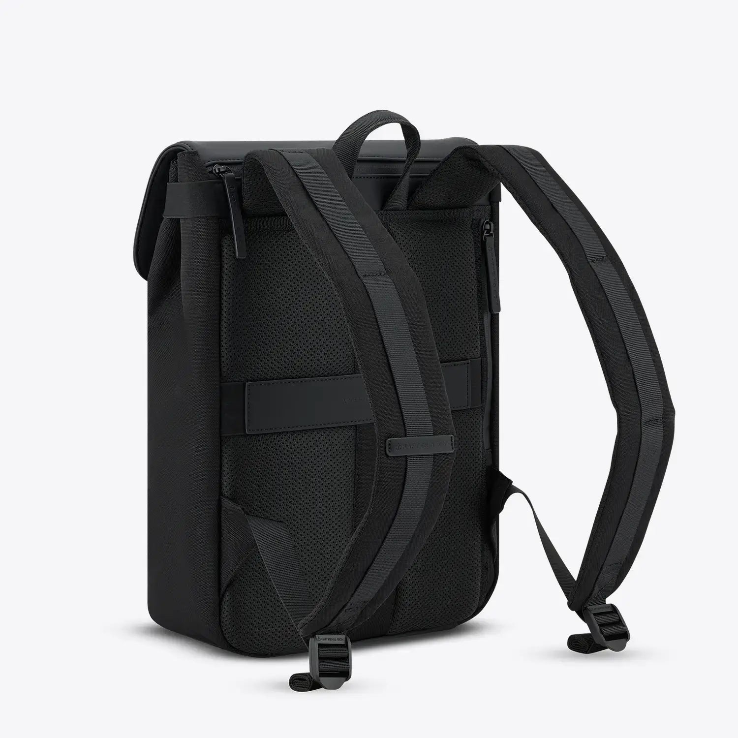 Kapten and Son Fyn All Black_4