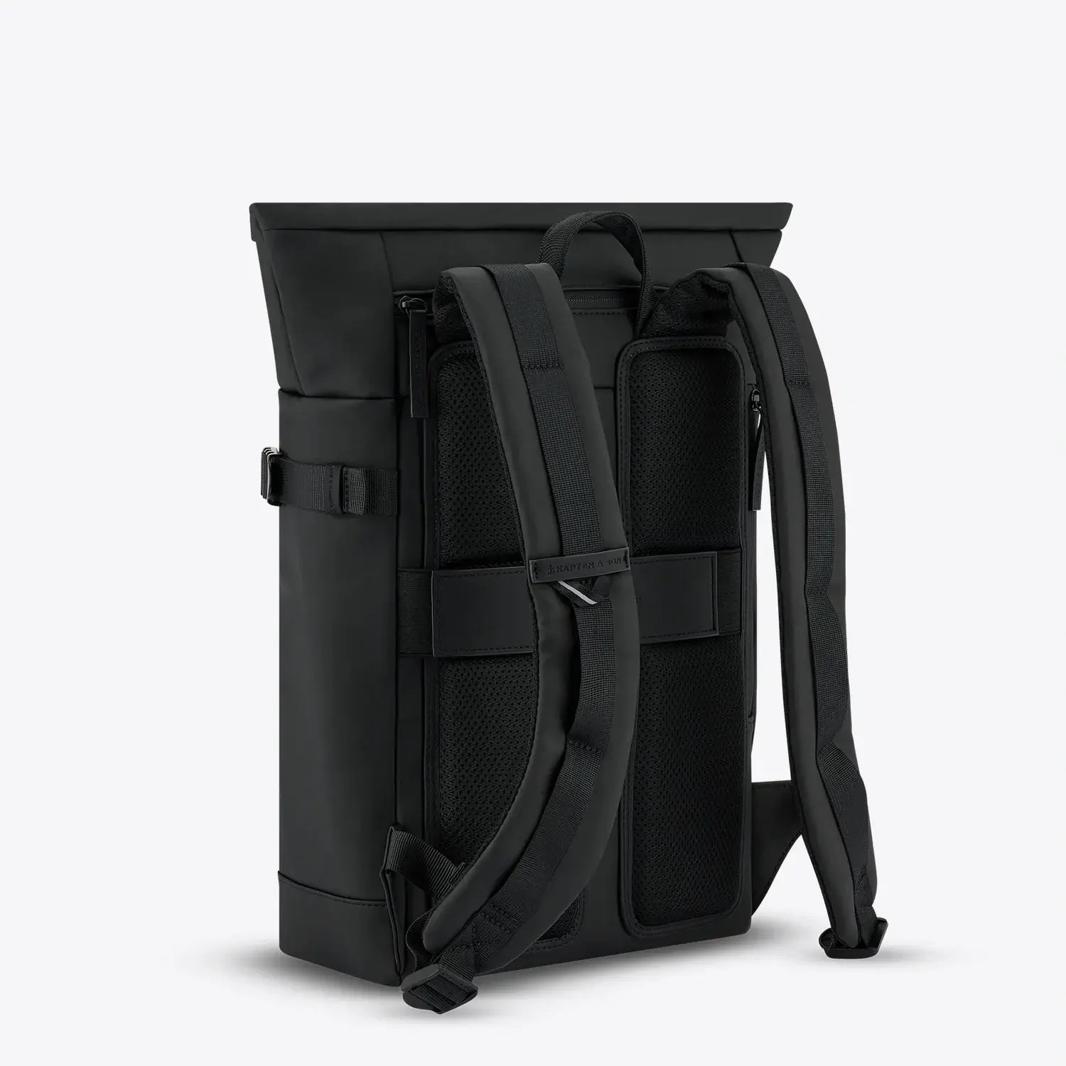 Kapten and Son Helsinki All Black_3