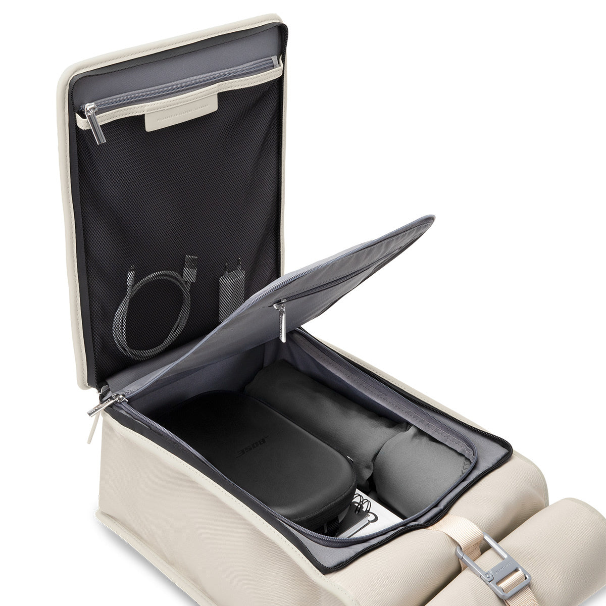 Interior view of the Lund Pro Sandstone Backpack showing pockets and easy access.