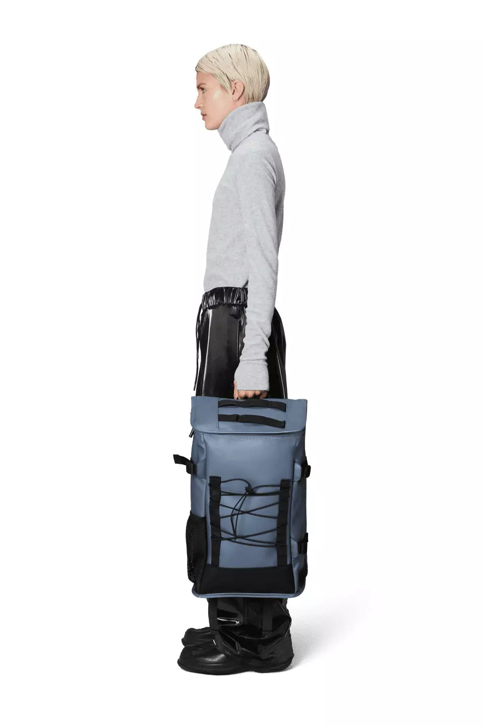 Rains Trail Mountaineer Bag Bay_4