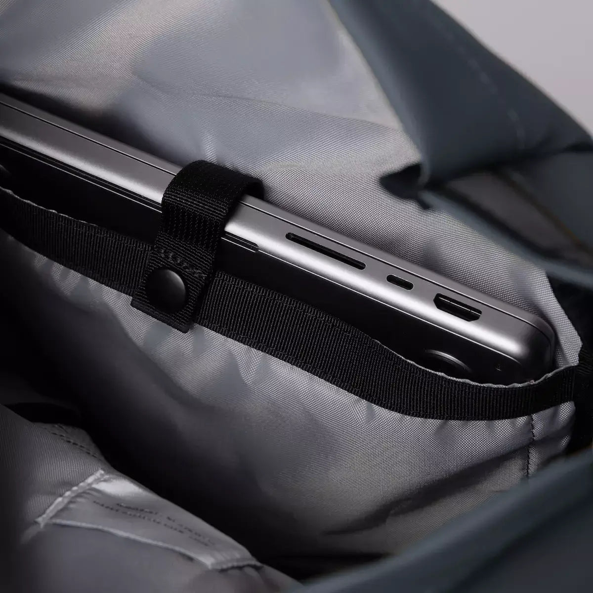 Sandqvist Konrad Navy_3