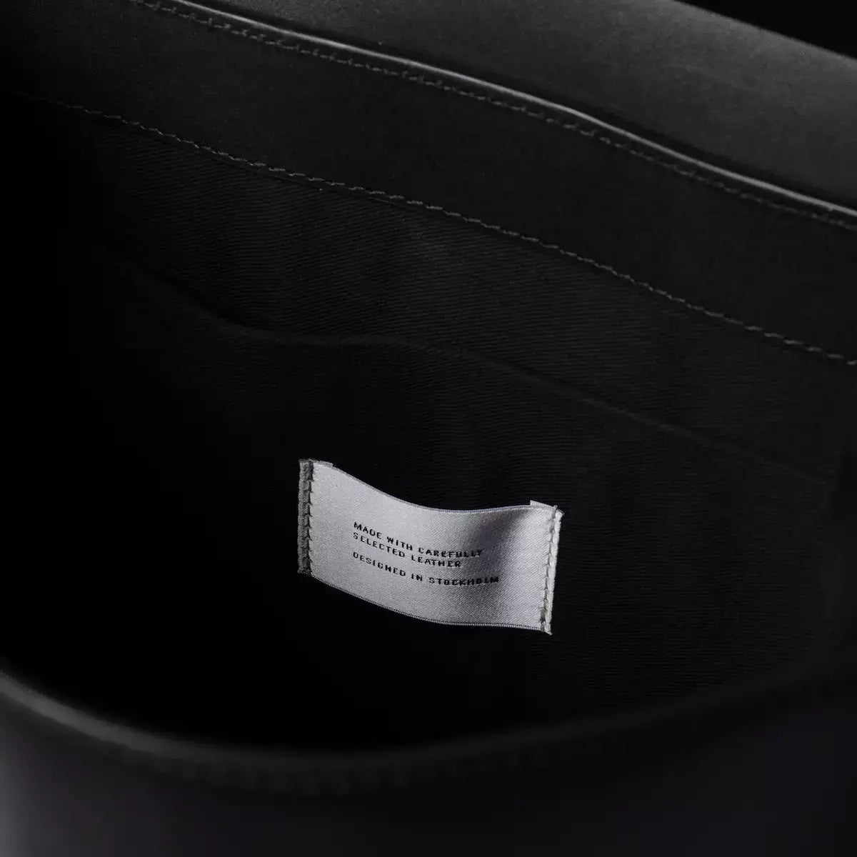 Sandqvist Lovis Black_5