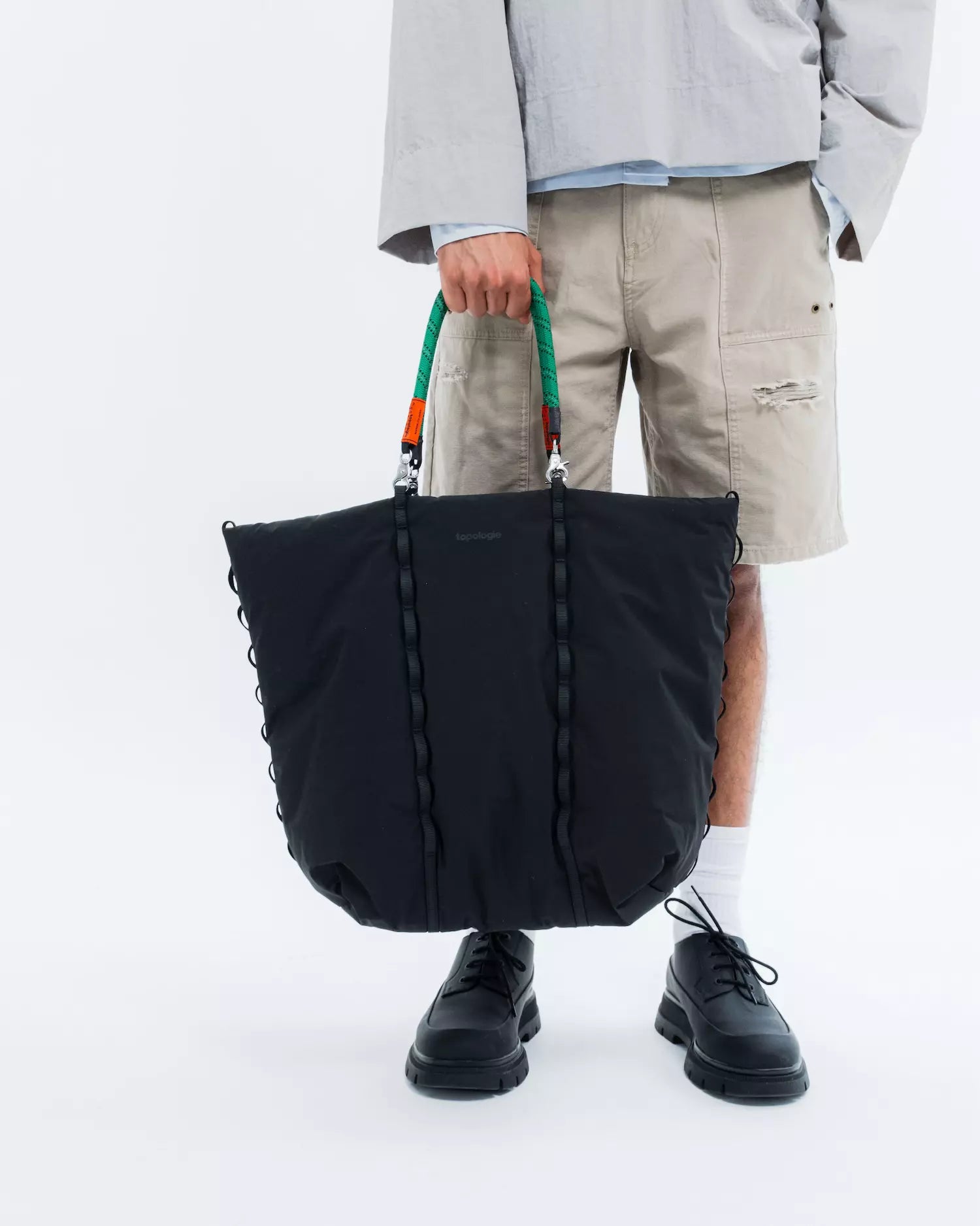 Topologie Cloud Tote Black Tech Sateen_9