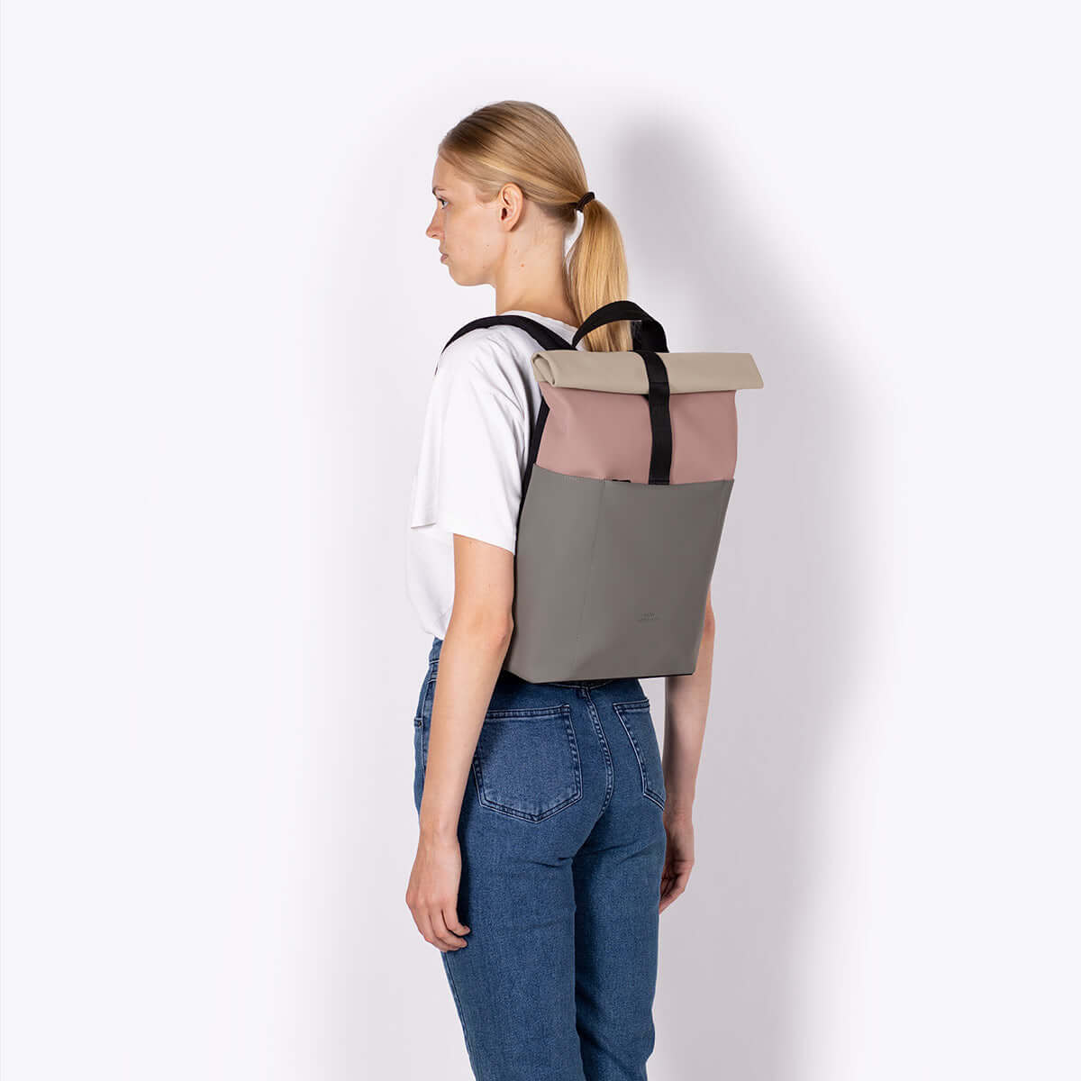 UA_Hajo-Mini-Backpack_Lotus-Series_Rose-Grey_11
