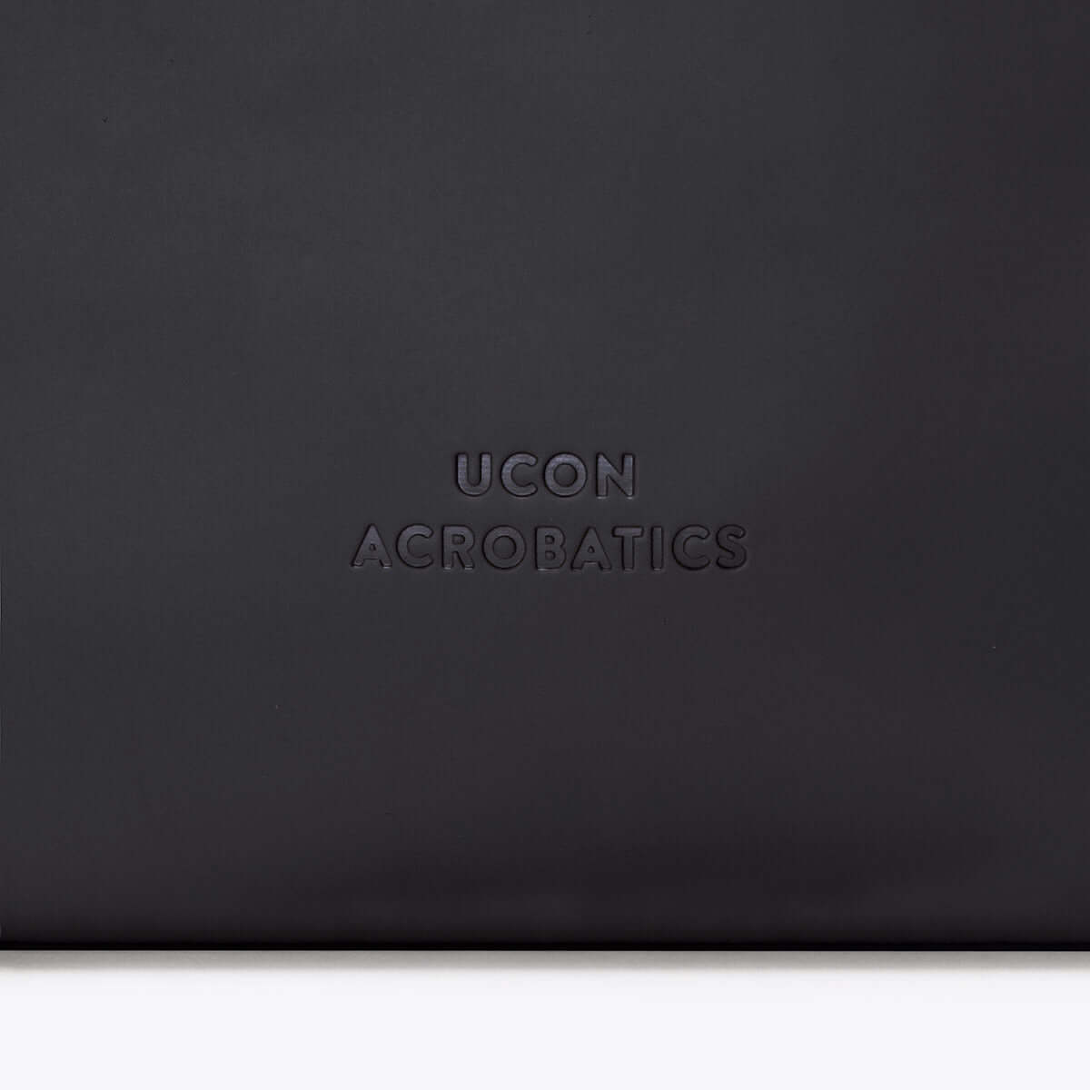 UA_Jona-Bag_Lotus-Series_Black_04