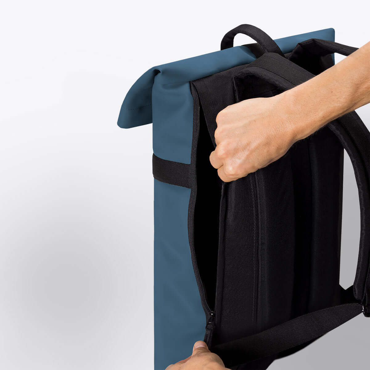 UA_Niklas-Backpack_Lotus-Series_Petrol_06