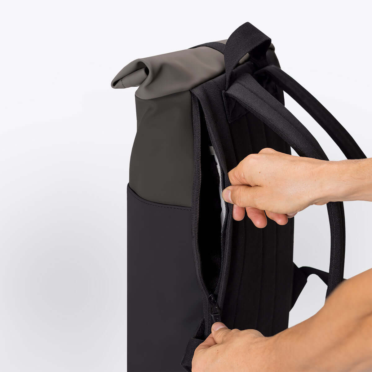 Ucon Acrobatics Hajo Mini Lotus Asphalt Black-4