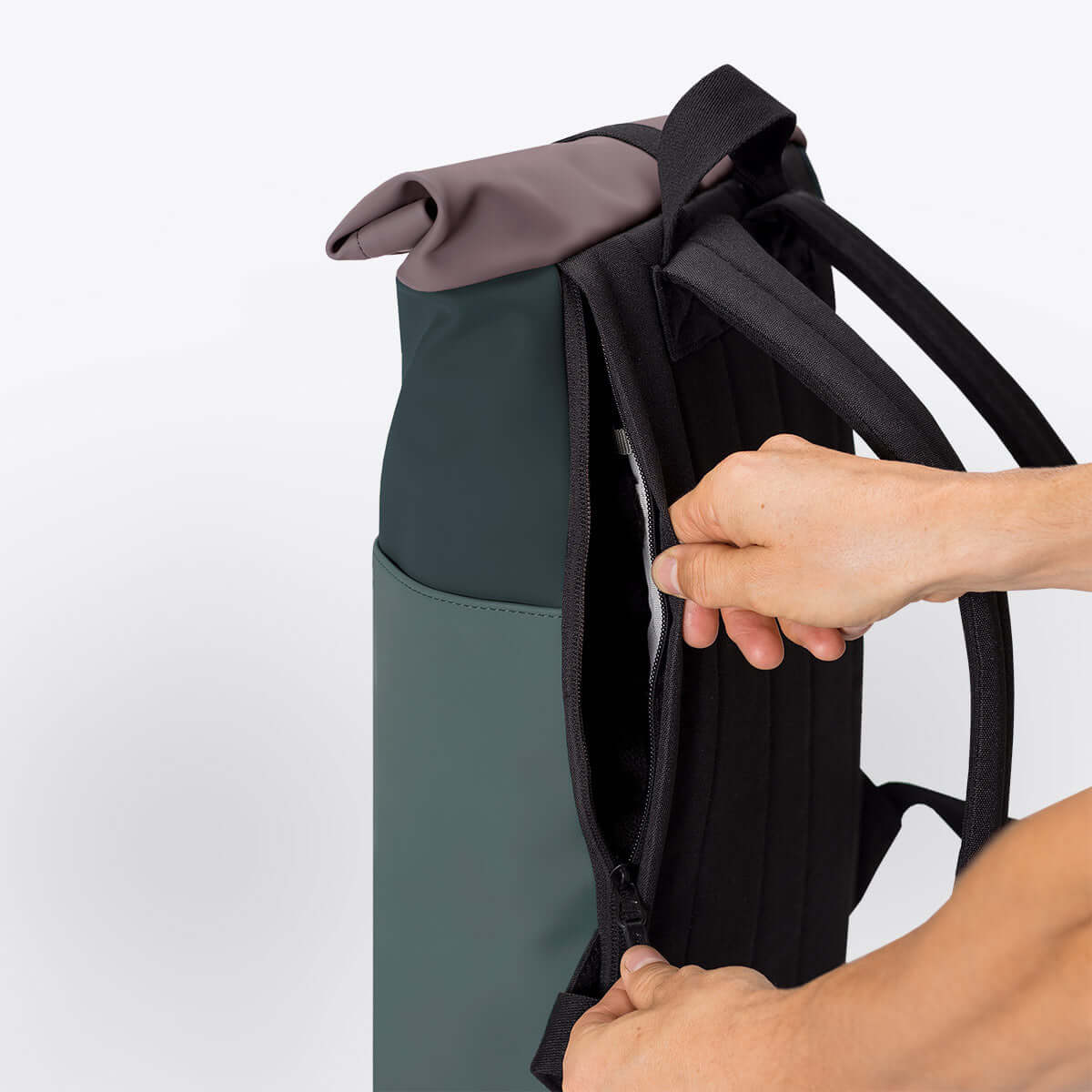 Ucon Acrobatics Hajo Mini Lotus Forest Pine Green Backpack_4