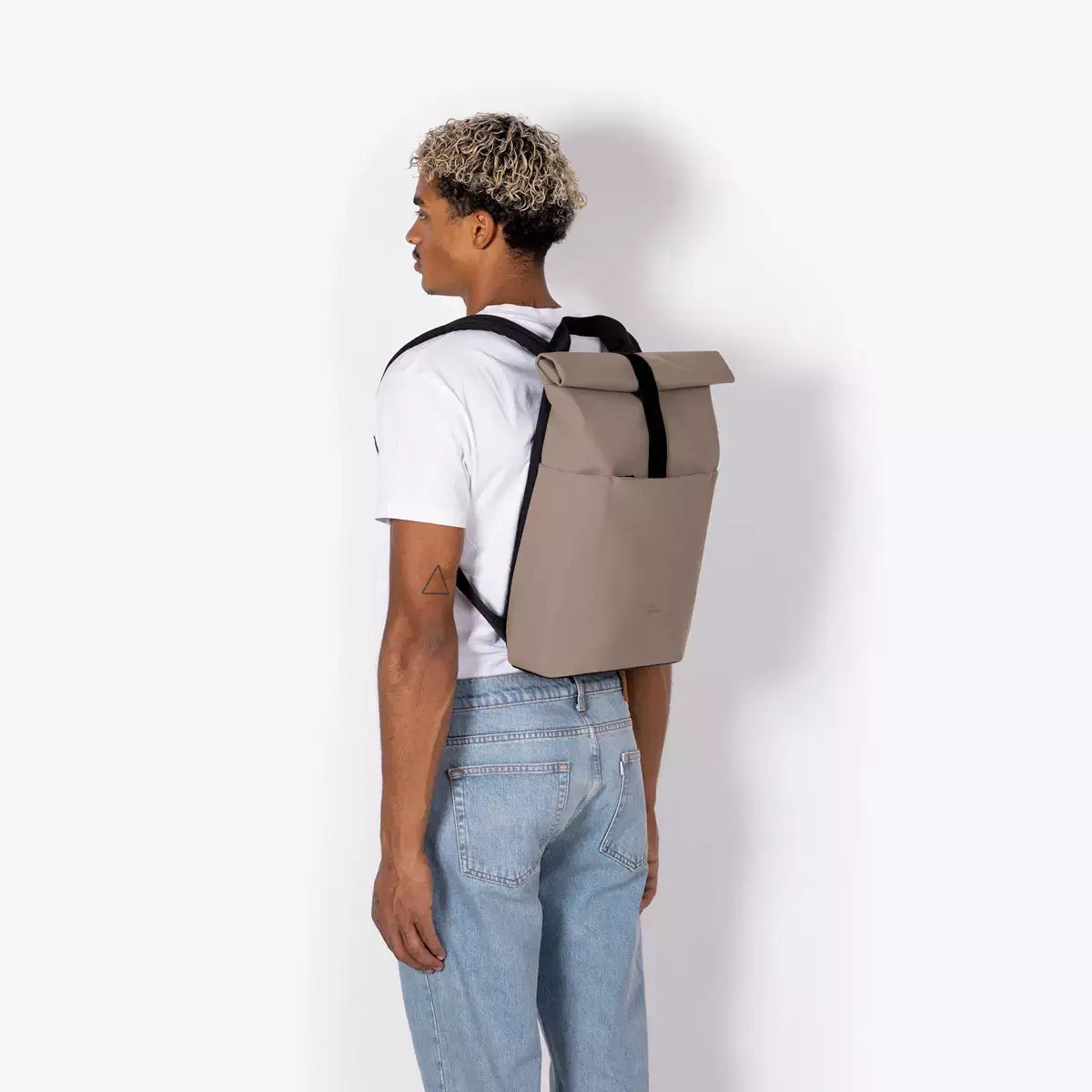 Ucon Acrobatics Hajo Mini Lotus Infinity Dark Sand_13