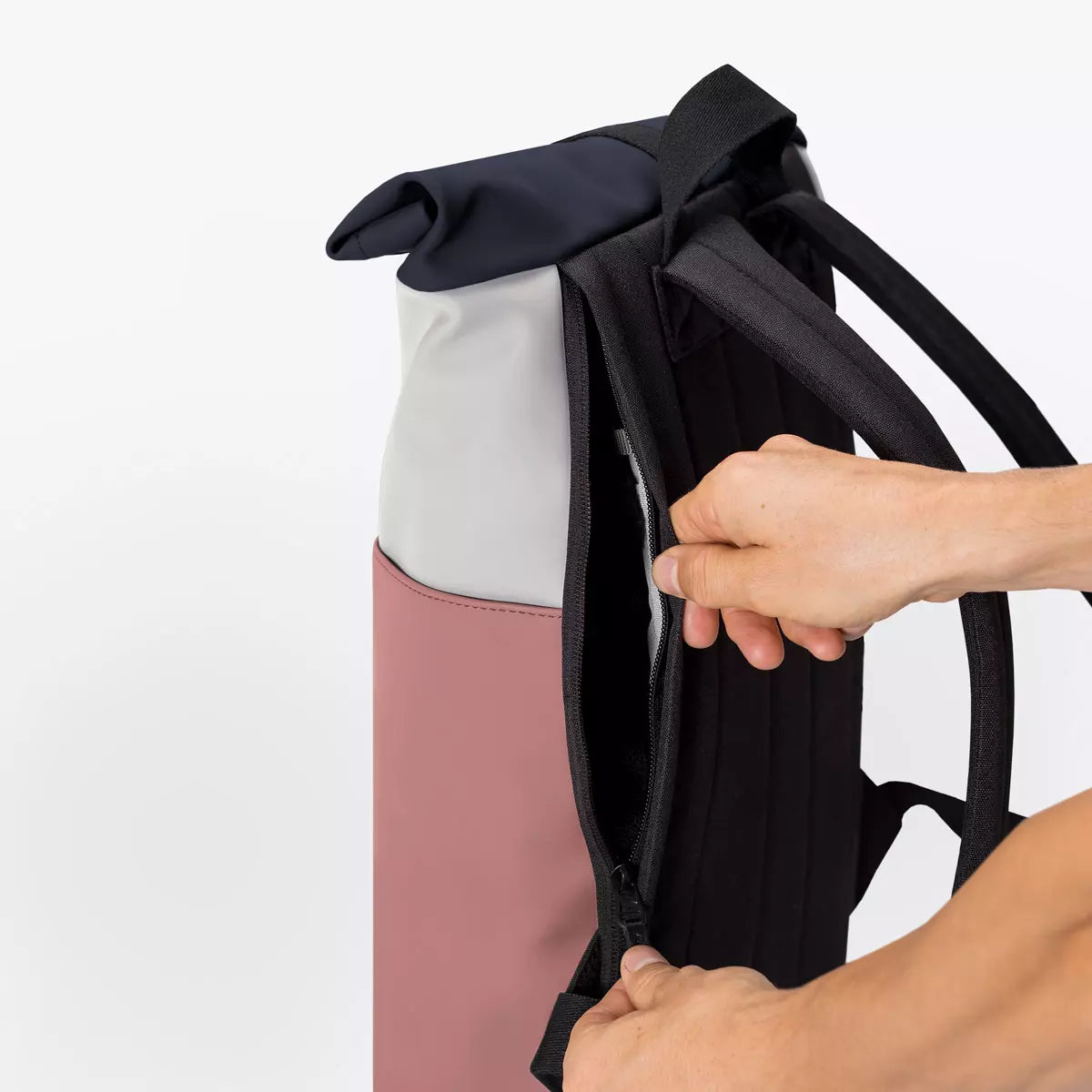 Ucon Acrobatics Hajo Mini Lotus Infinity Glacier Grey Dark Rose_5