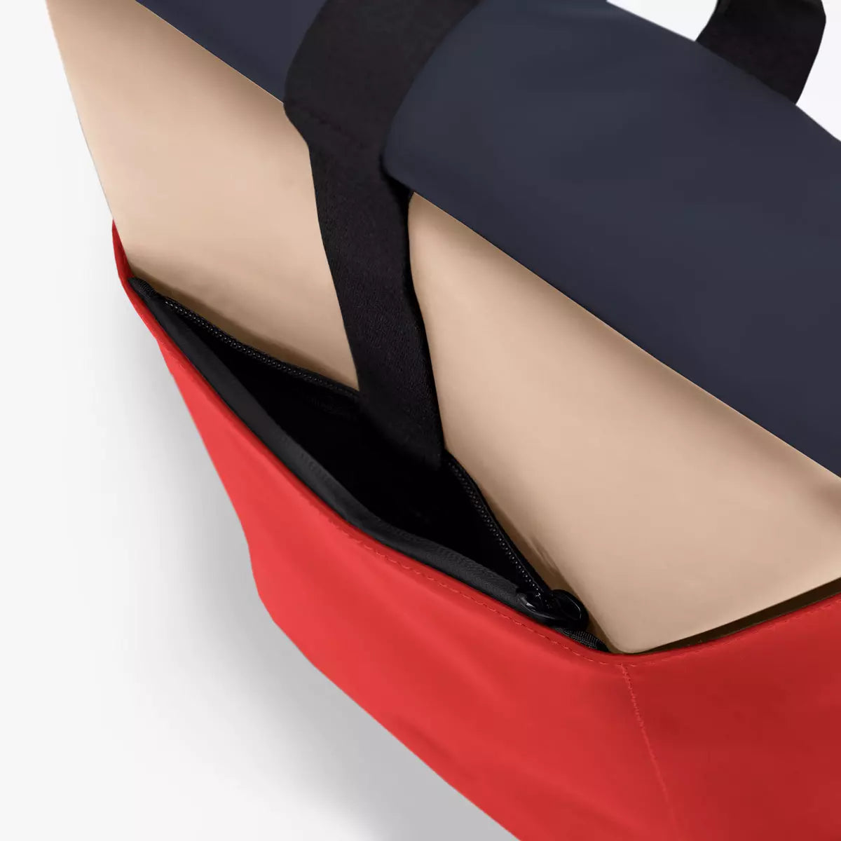 Ucon Acrobatics Hajo Mini Lotus Light Almond Red_7