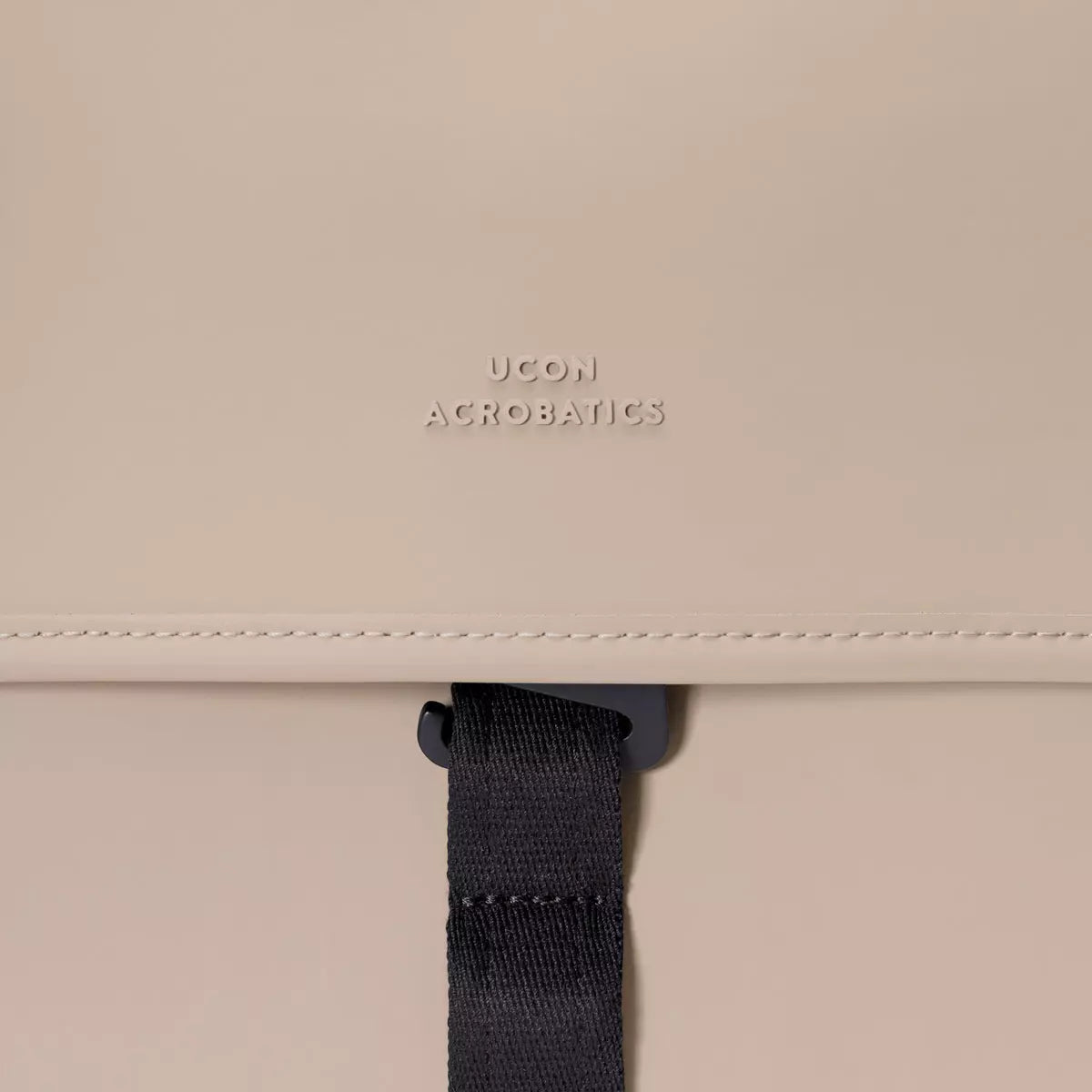 Ucon Acrobatics Kumo Lotus Infinity Sand_06