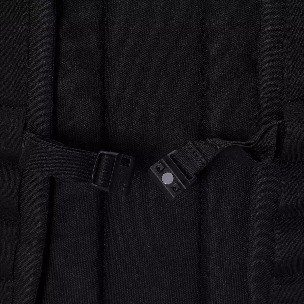 Ucon Acrobatics Yuto Medium Lotus Infinity Black_7