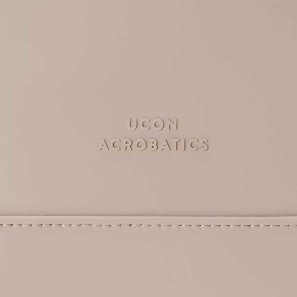 Ucon Acrobatics Yuto Medium Lotus Infinity Sand_10