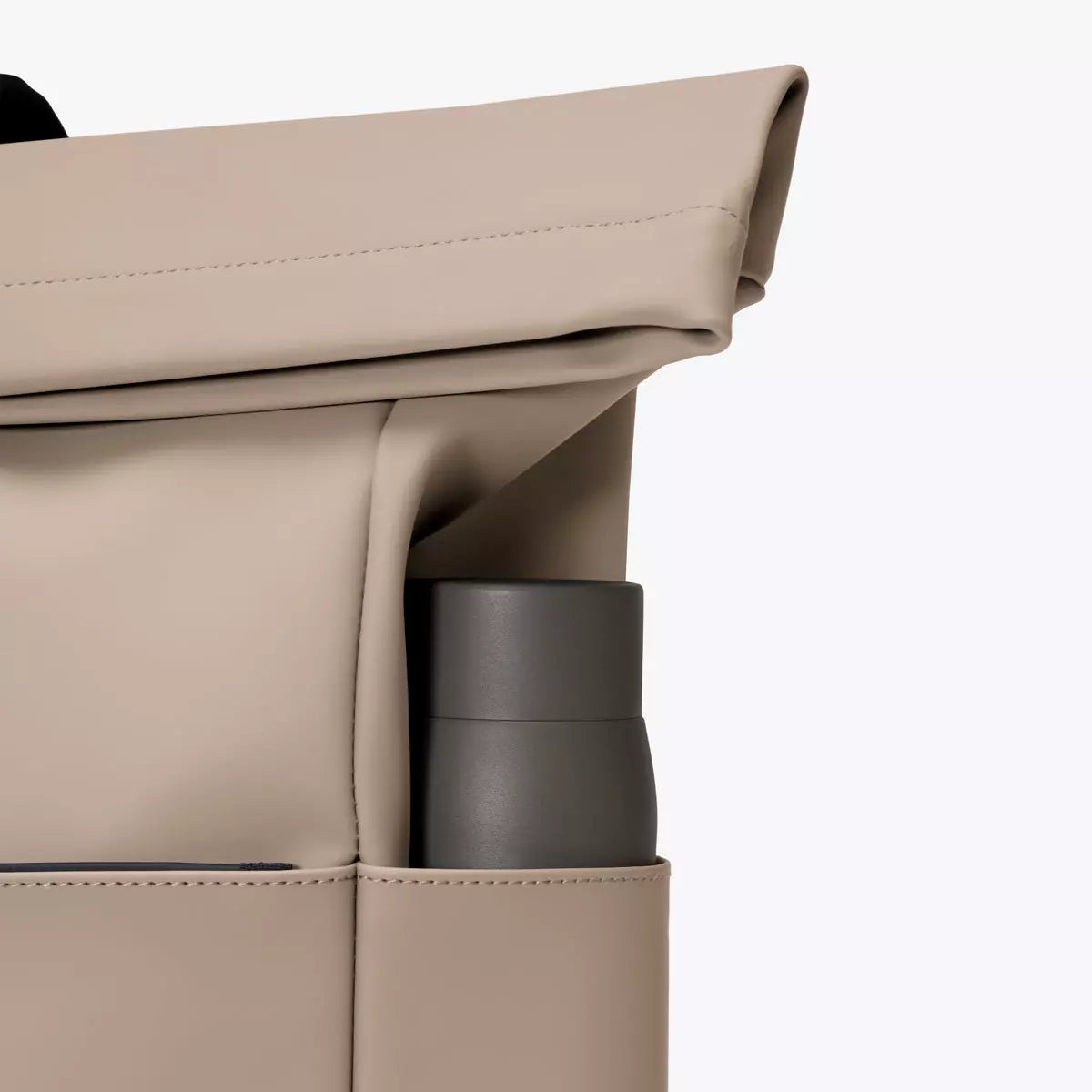 Ucon Acrobatics Yuto Medium Lotus Infinity Sand_5