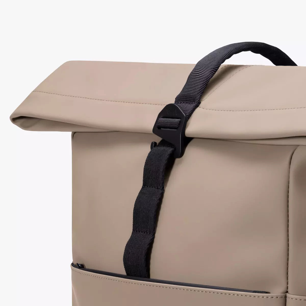 Ucon Acrobatics Yuto Medium Lotus Infinity Sand_9