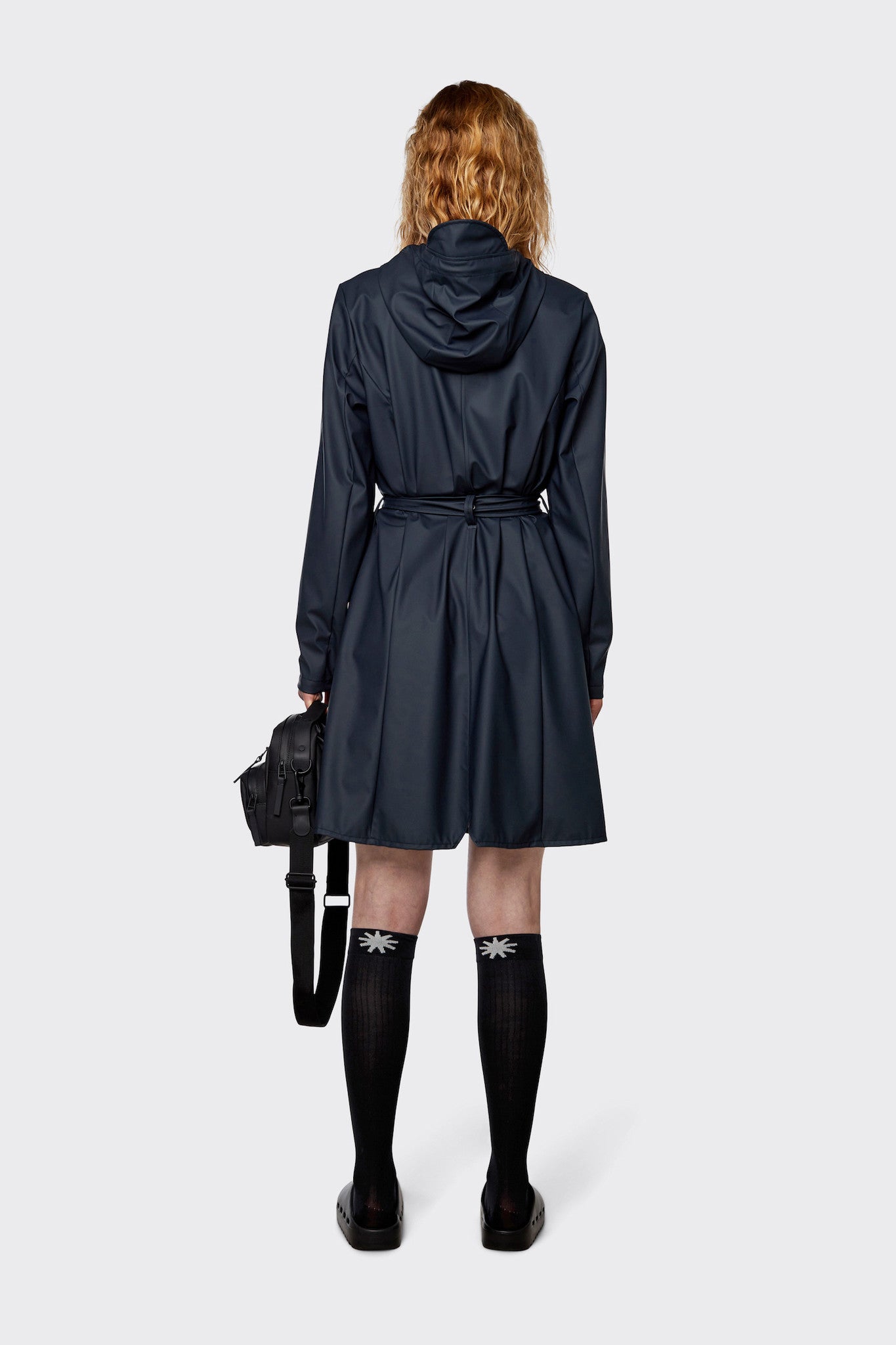 18130_navy_women_3