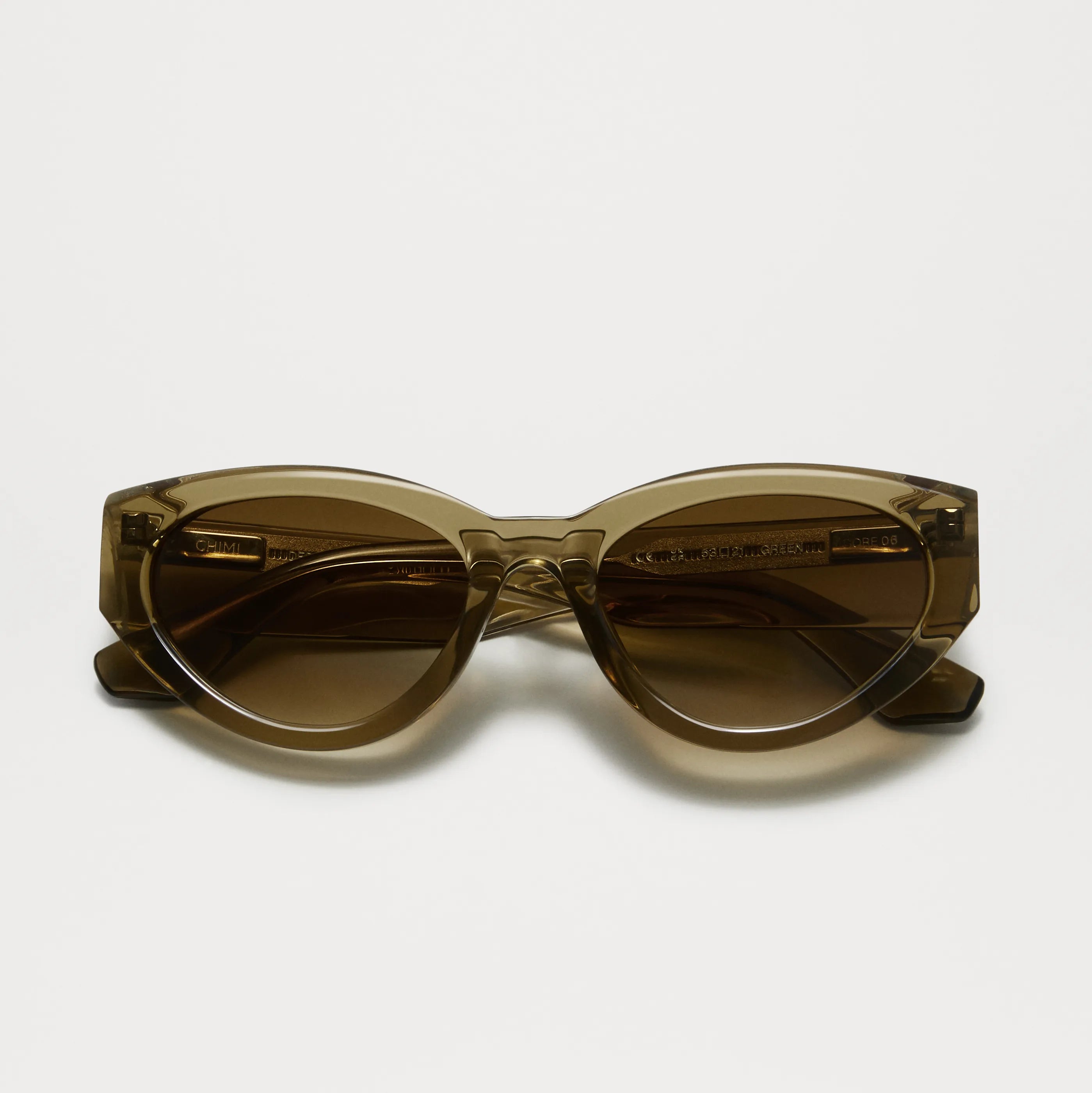 06 Core Green Sunglasses with anti-scratch lenses and durable Acetate material