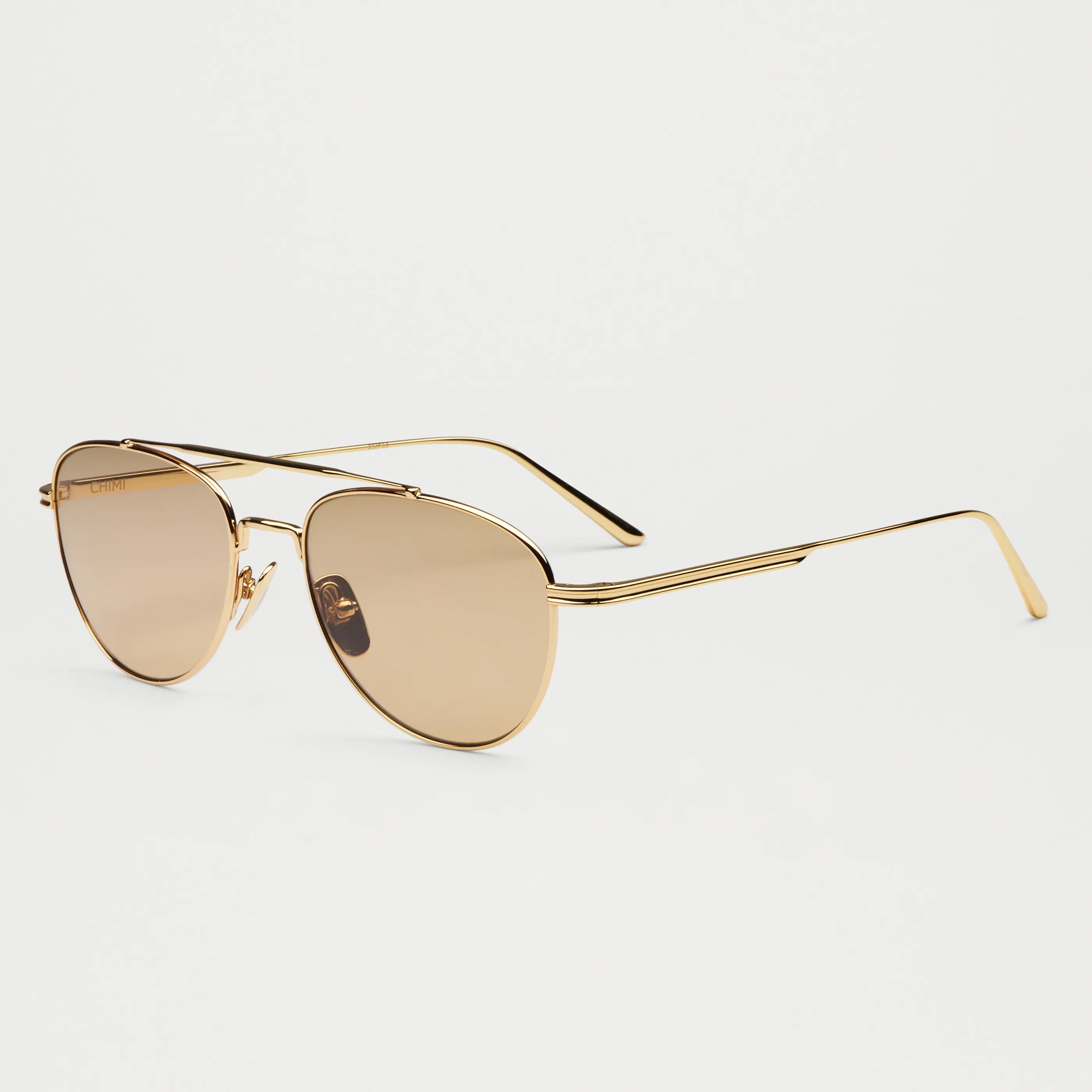 Pantos Gold Sunglasses featuring a unisex design with UV 400 protection and bio nylon frame.