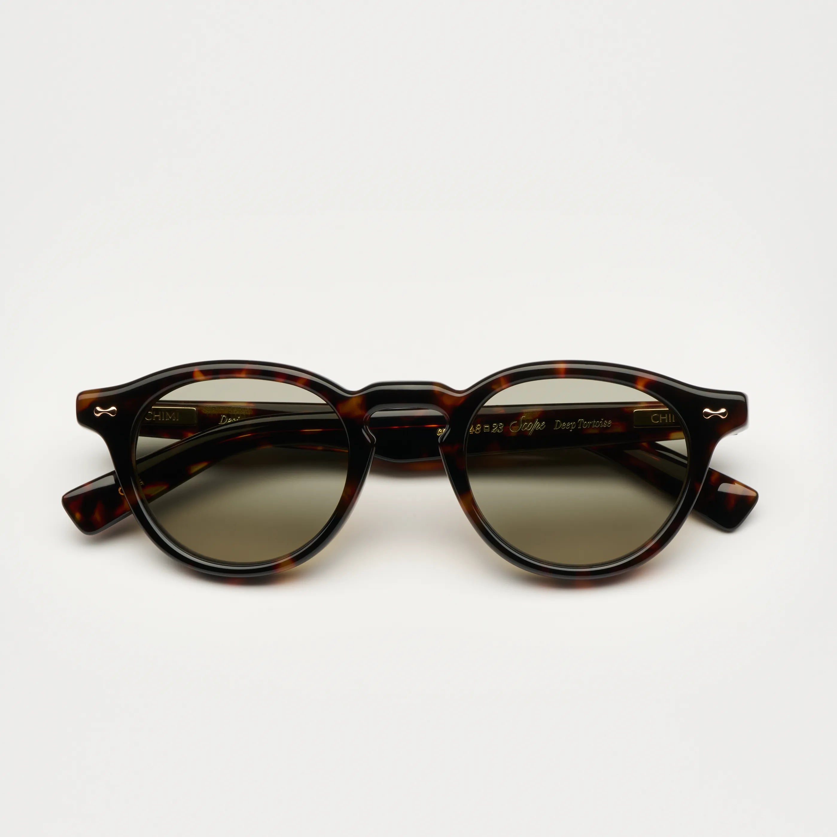 Scope Tortoise Sunglasses with anti-scratch lenses and durable Acetate material, designed in Sweden.