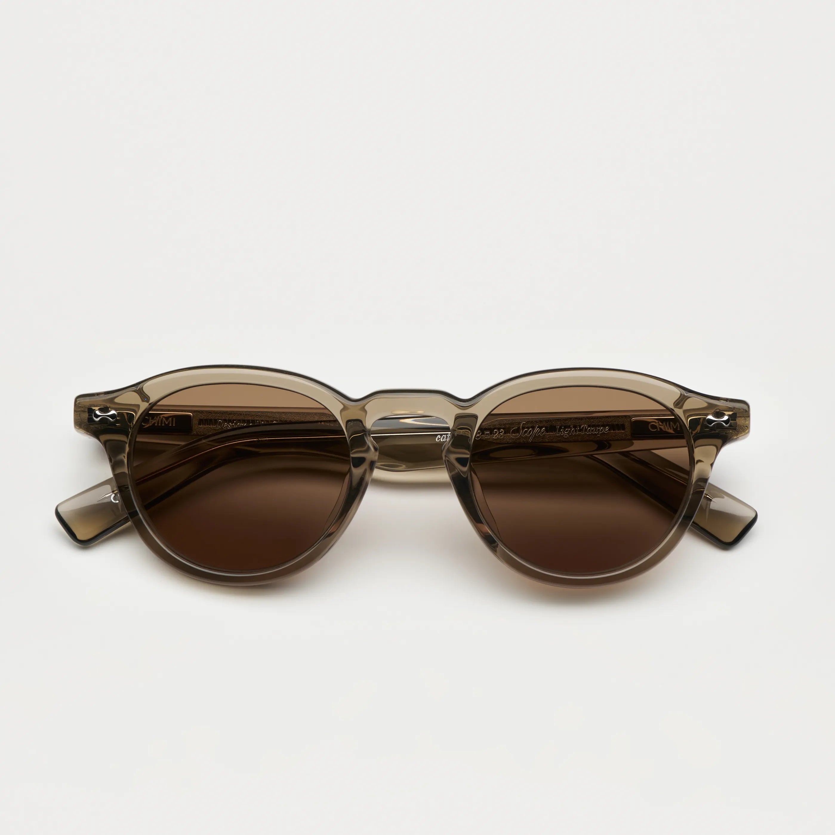 Scope Light Taupe Sunglasses with anti-scratch lenses and UVA + UVB protection, designed in Sweden.