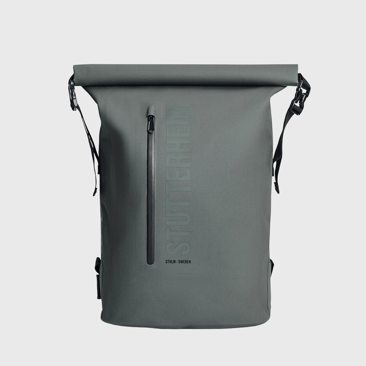 Rain Rolltop 25L Green Backpack with waterproof zippers and rolltop opening for ultimate durability.