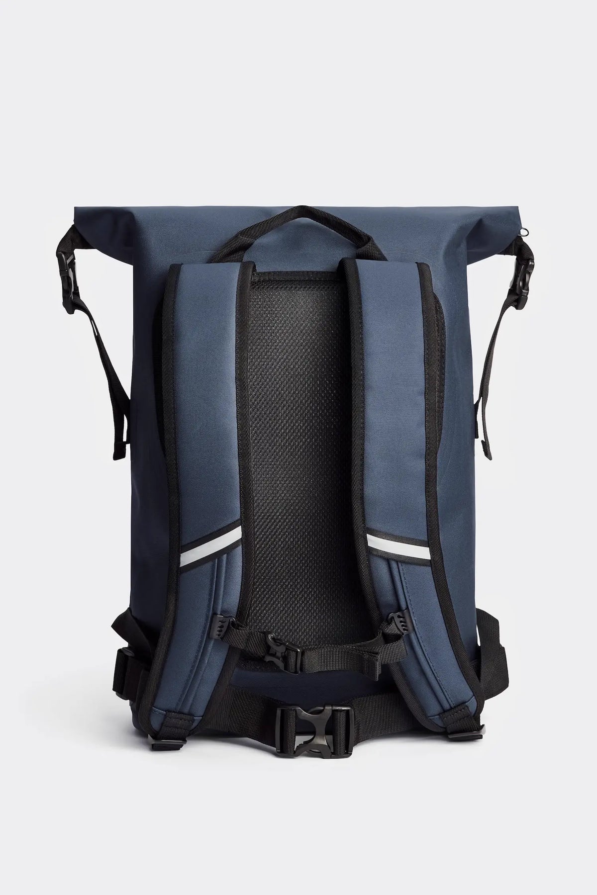 Rain Rolltop 25L Navy Backpack with padded shoulder straps and breathable back panel for comfort.