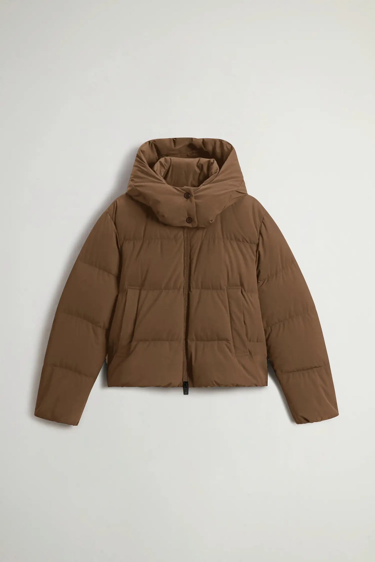 Madison Jacket Dark Earth Coat by Woolrich in premium down filling, windproof, and water-repellent with removable hood.
