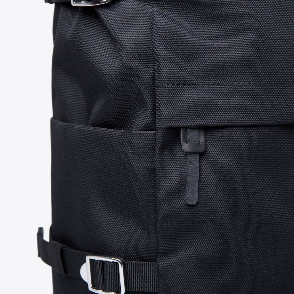 BERNT-Black-d03