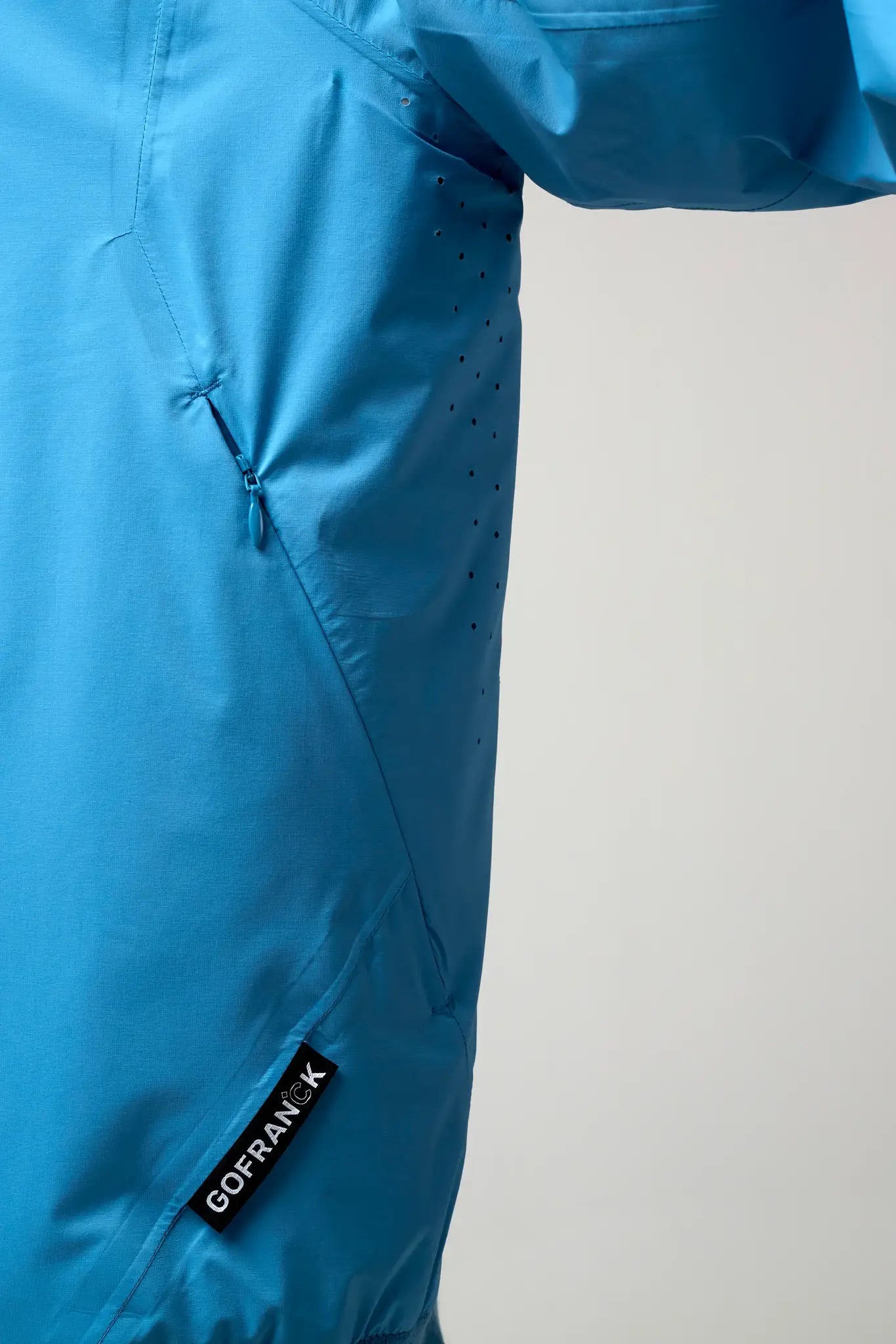 GoFranck Mild Niagara Blue_6