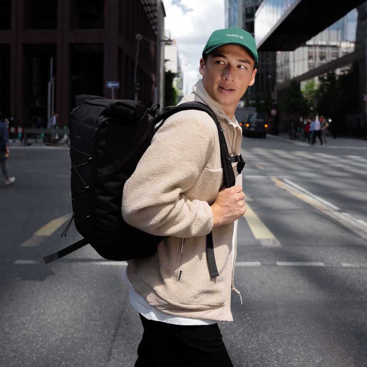 Kapten and Son Banff All Black_9