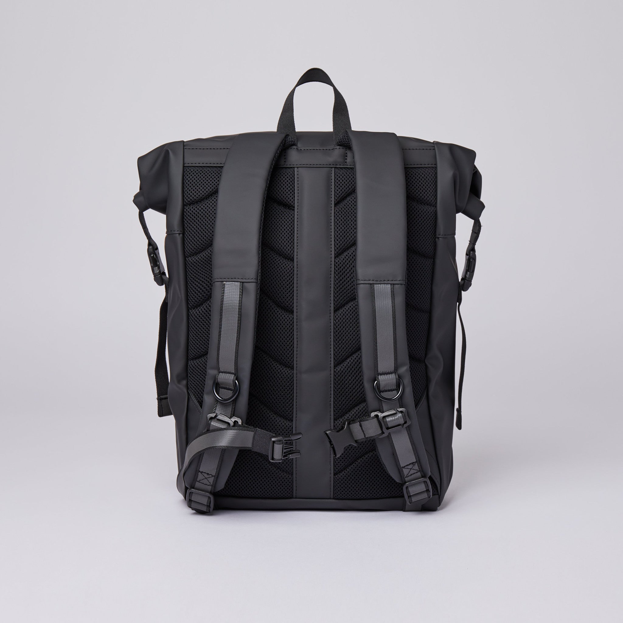 KONRAD-Black-SQA1605-03