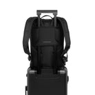 Lund Pro All Black-8