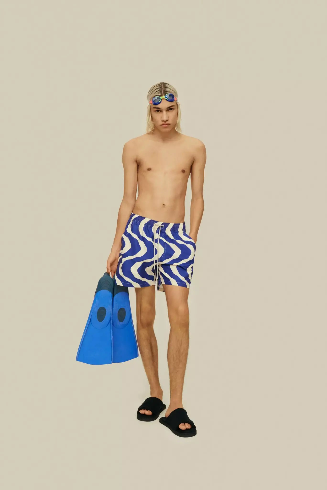 OAS Blue Rippling Swim Shorts_4