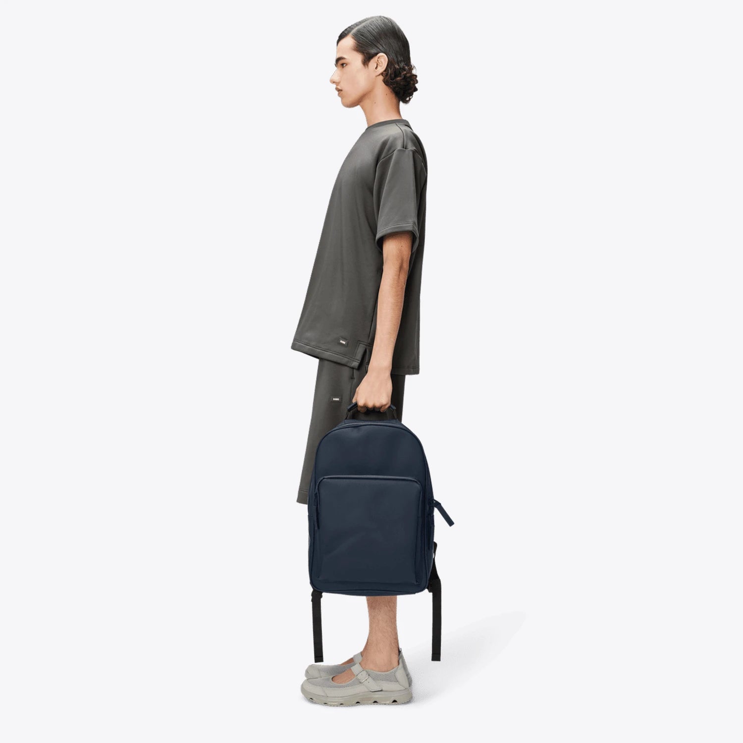 Rains Book Backpack Large Navy_4