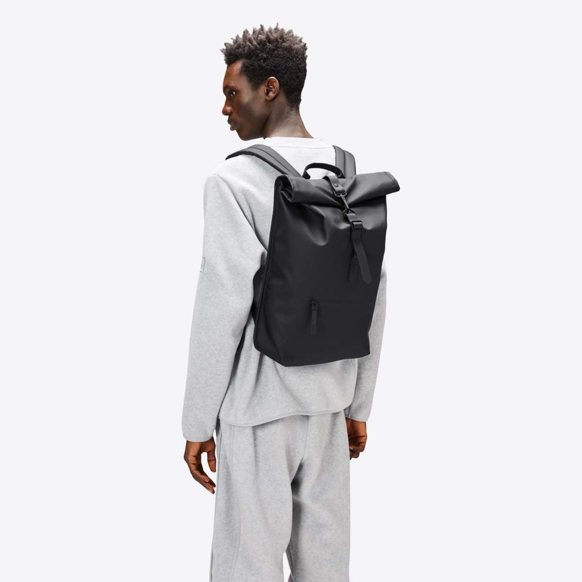 Rains Rolltop Rucksack Black_4