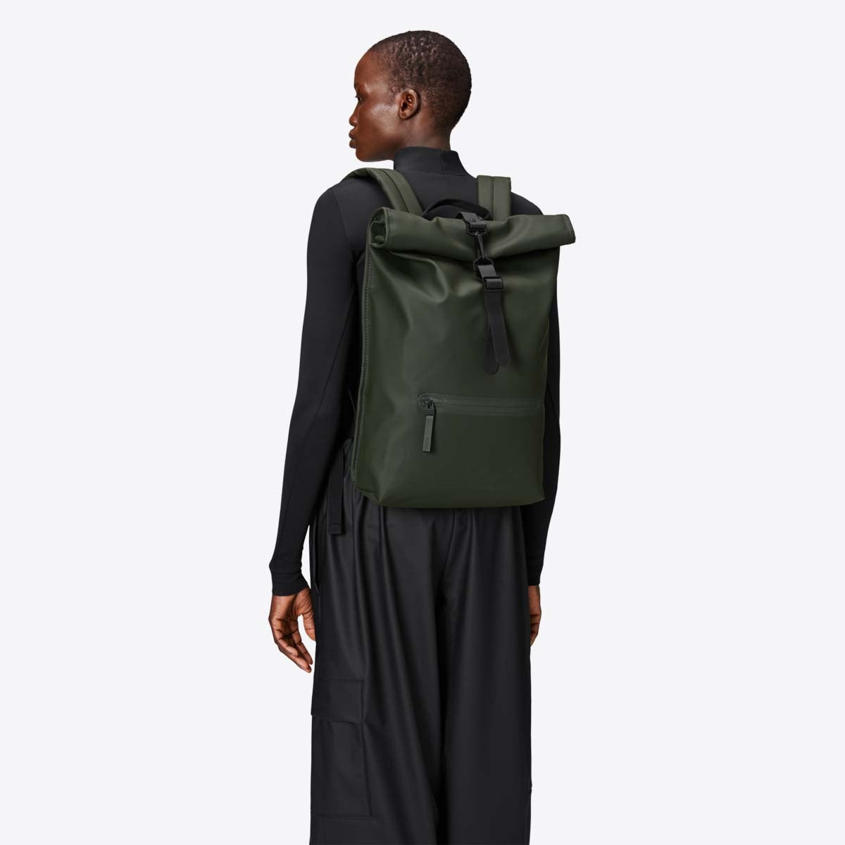Rains Rolltop Rucksack Green_4