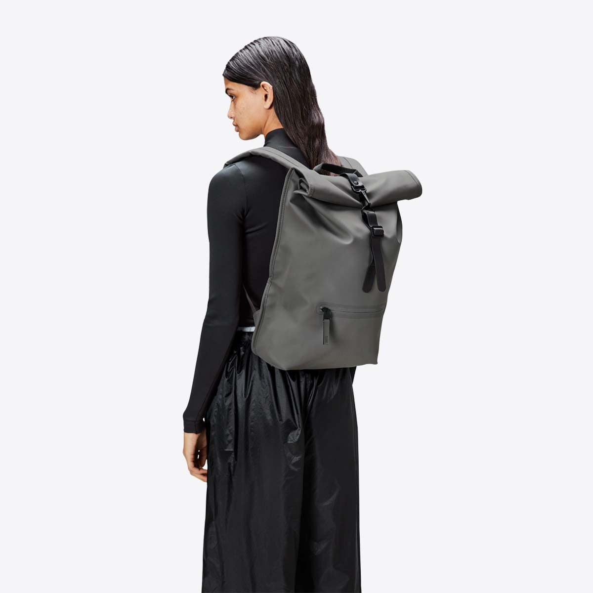 Rains Rolltop Rucksack Grey_3