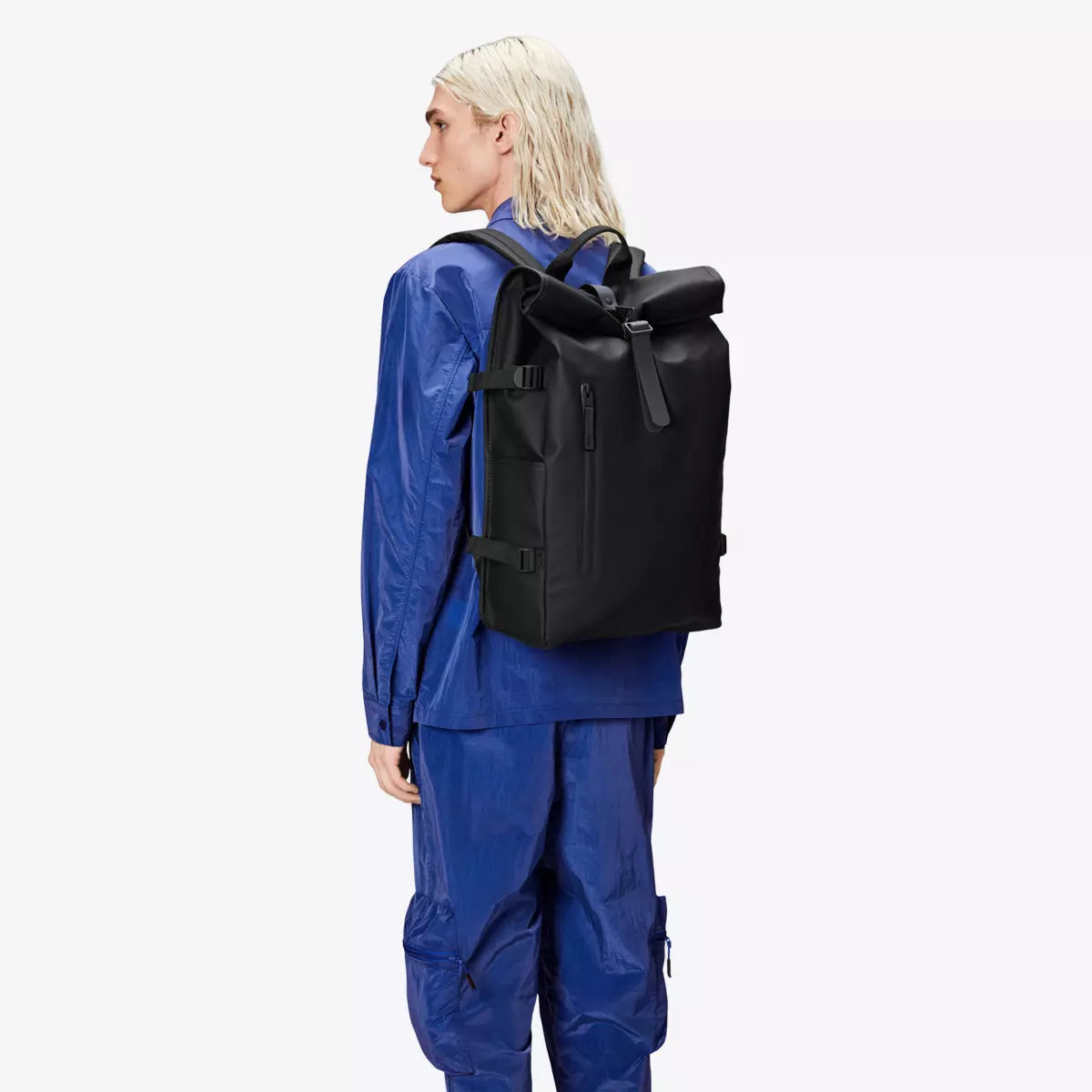 Rains Rolltop Rucksack Large Black_3