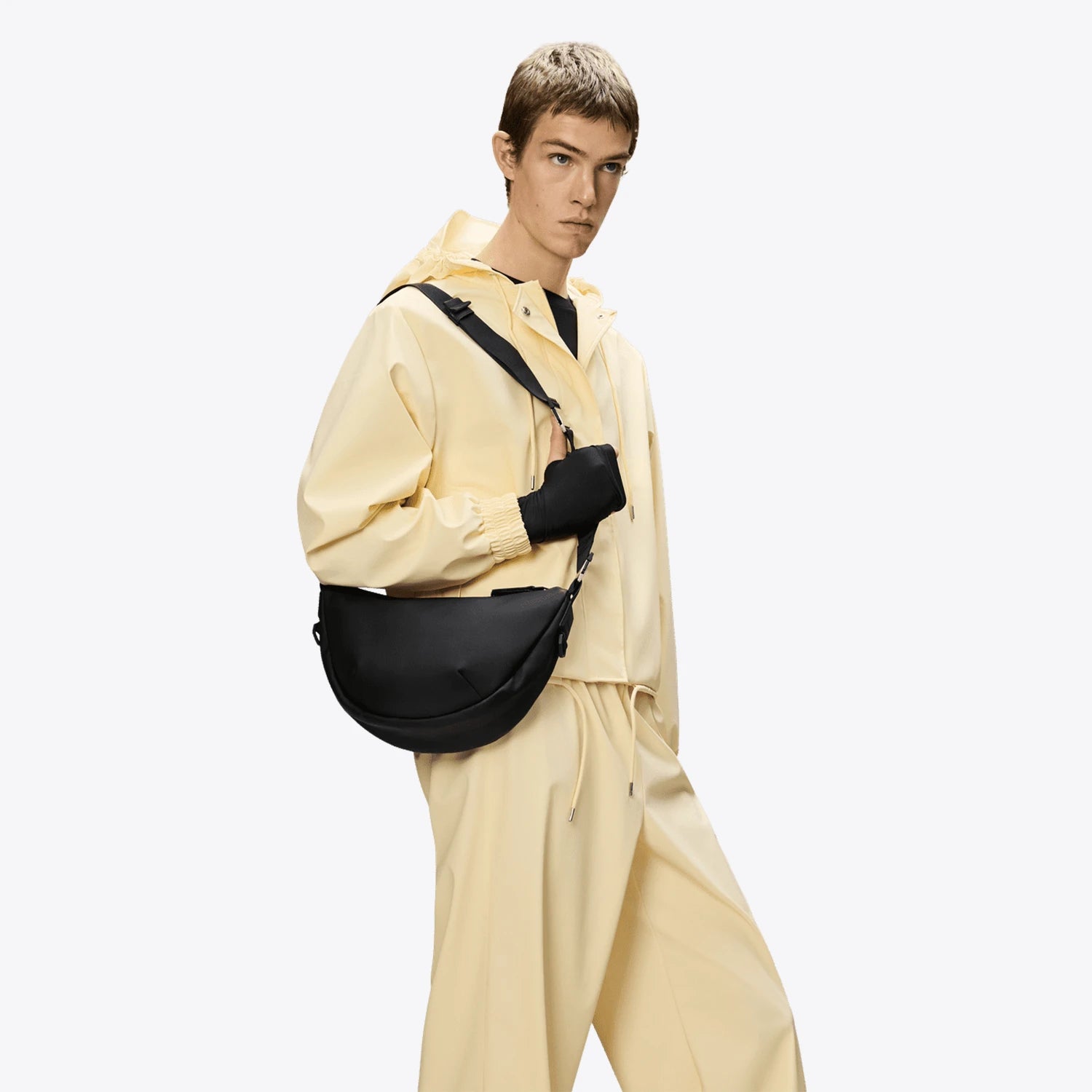 Rains Valera Shoulder Bag Black_2
