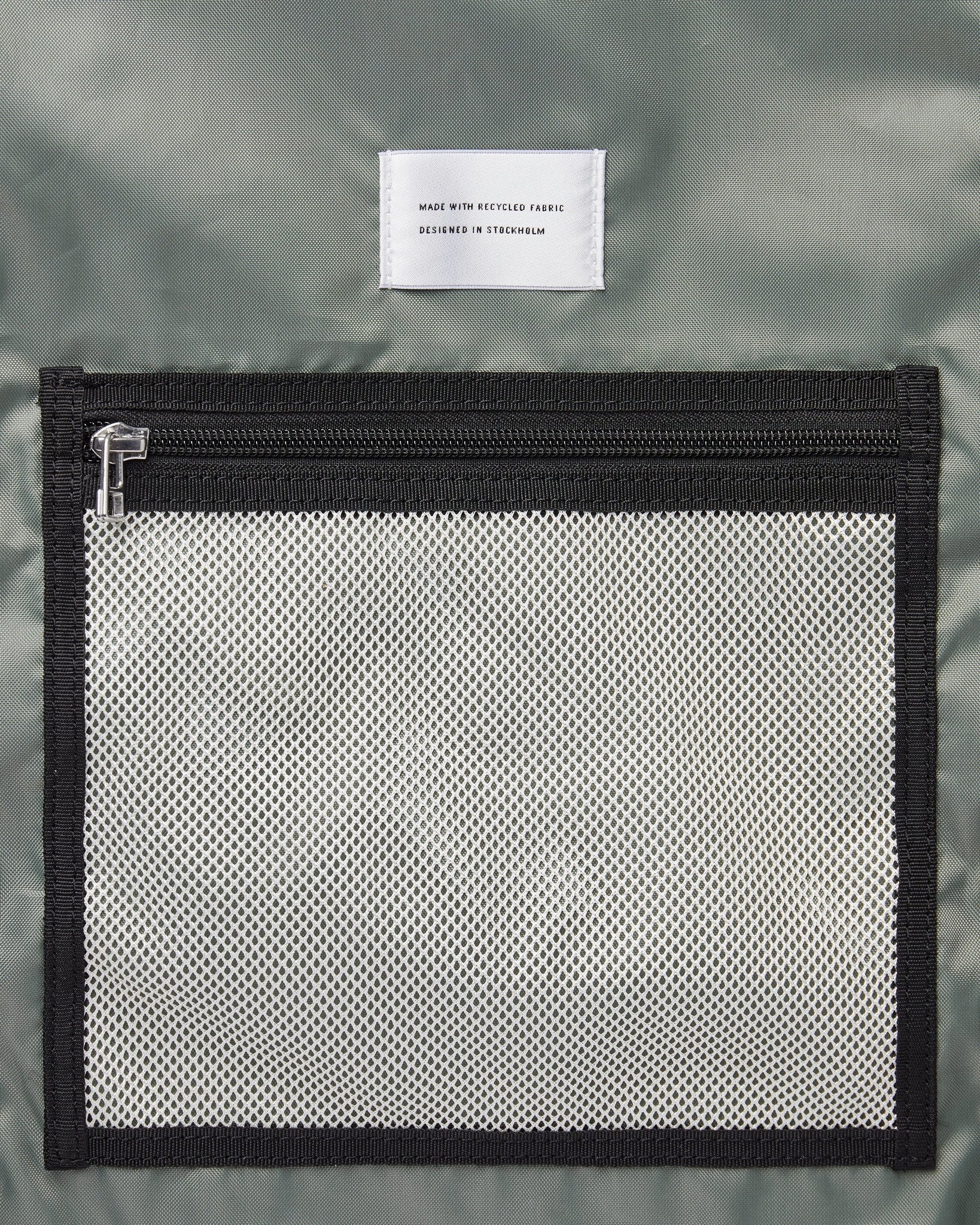 RUBEN-2.0-Black-SQA1609-06