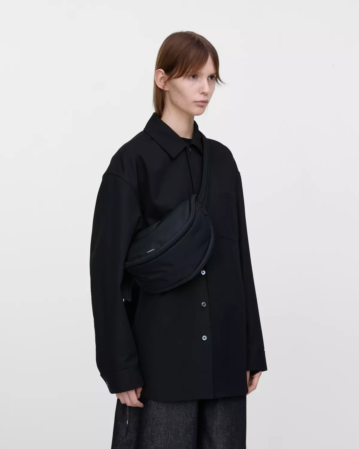 Sandqvist Curve Crossbody Round S Black_10