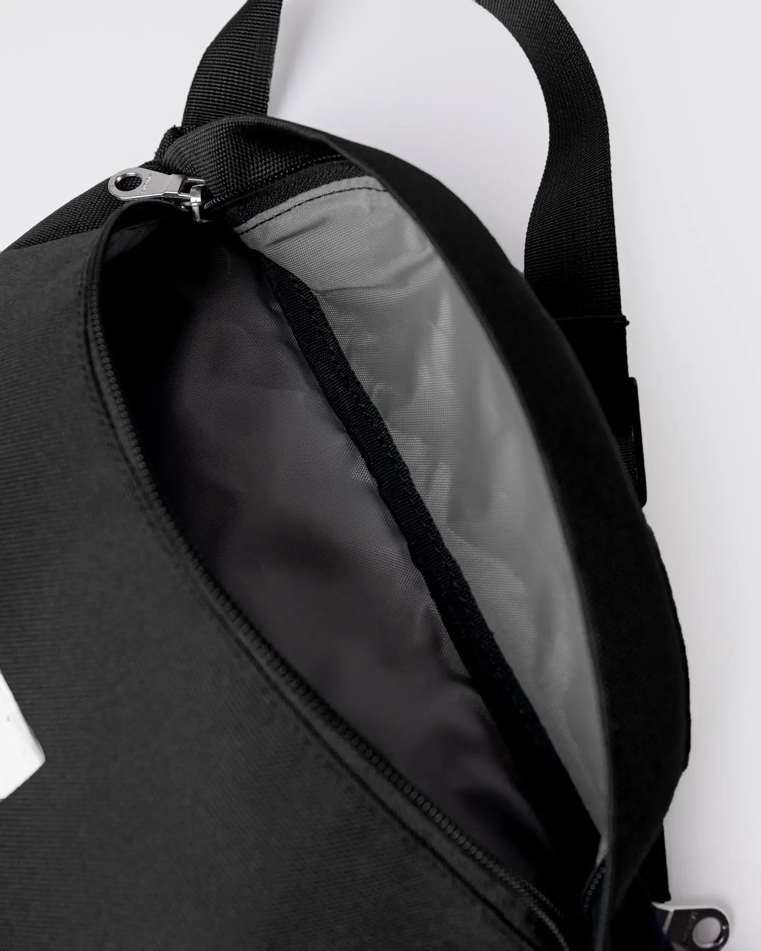 Sandqvist Ground Crossbody Bag Black_7