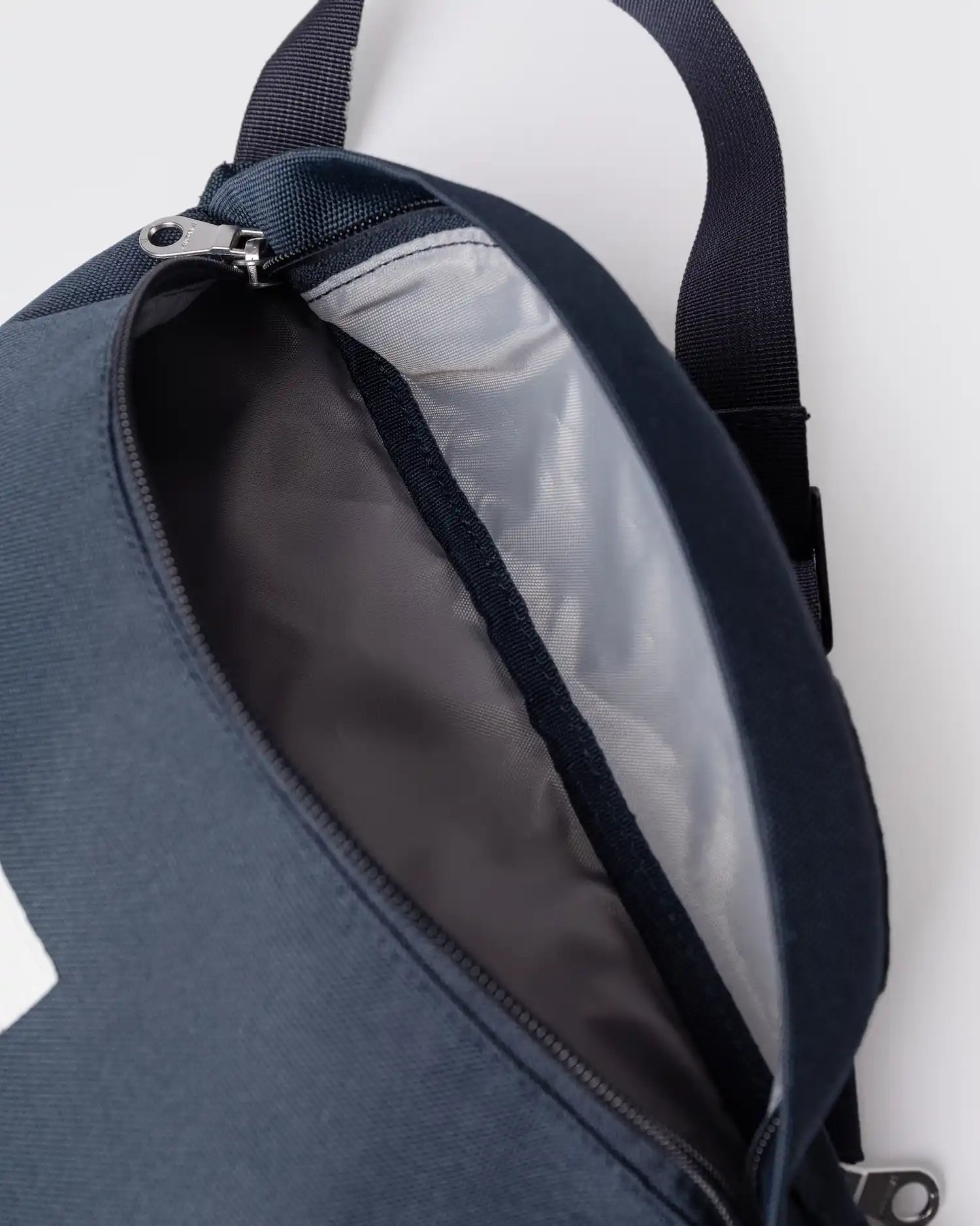 Sandqvist Ground Crossbody Bag Navy_5