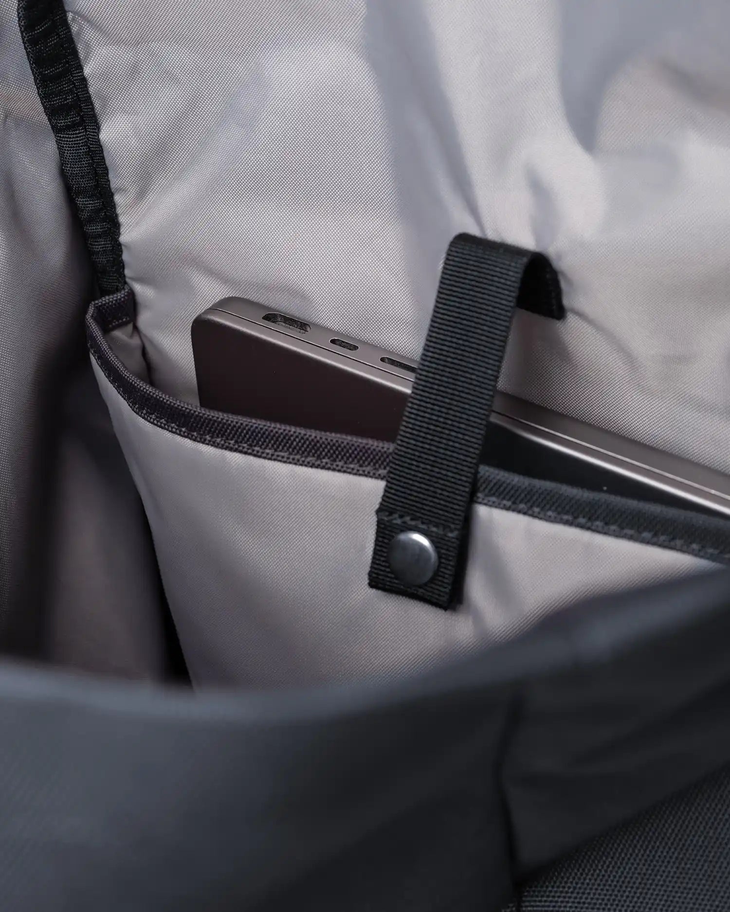 Sandqvist Ground Rolltop Backpack L Navy_4