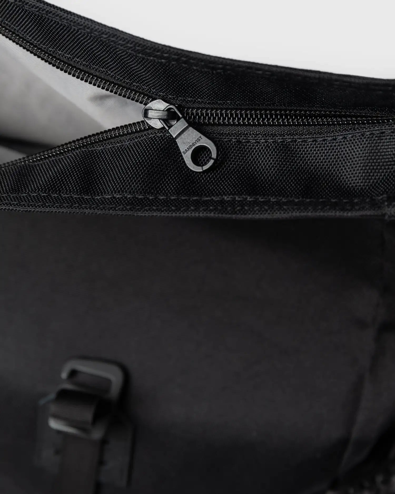 Sandqvist Icon Rolltop Backpack M Black_6