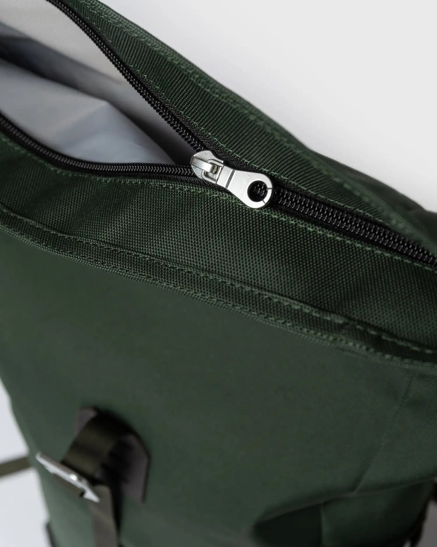 Sandqvist Icon Rolltop Backpack M Dawn Green_7